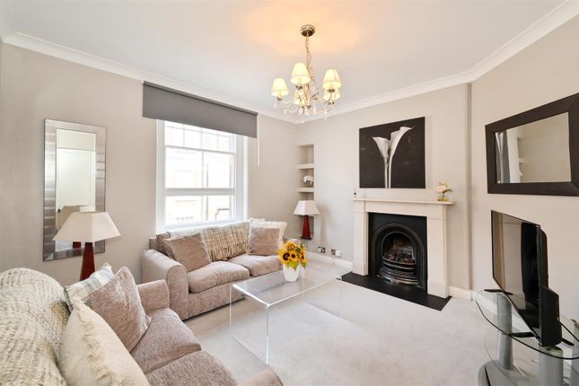 Thumbnail Flat for sale in Walton Street, London