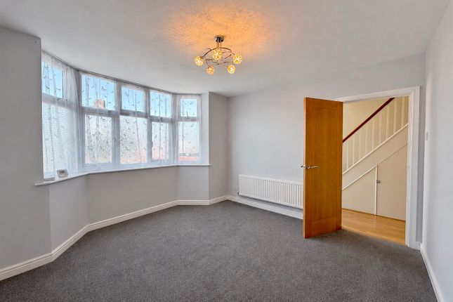 79, Essella Road, Ashford photo 3
