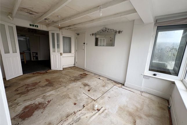 Shoreline, 17, Marine Terrace, Cornwall photo 4