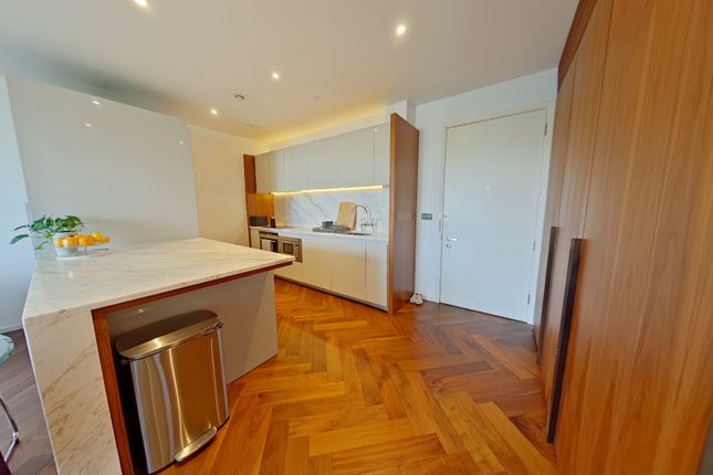 Apartment A44, Ambassador Building, London photo 4