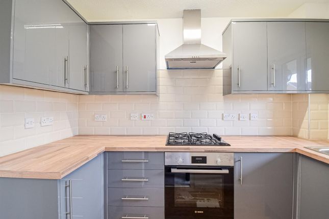 15, Holly Approach, Ossett photo 4