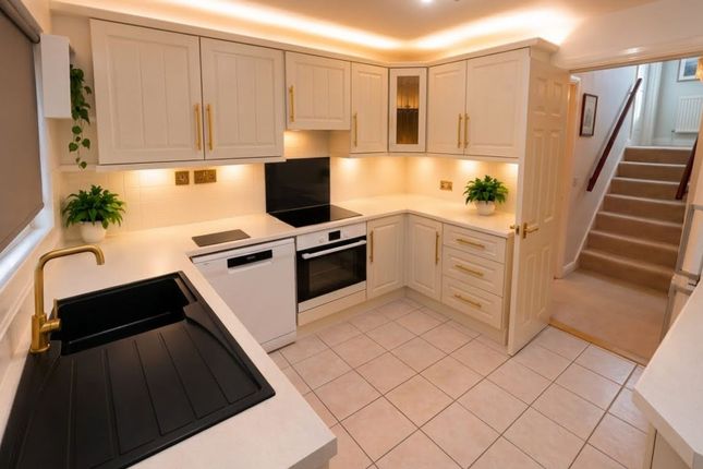 Cumberland Road, Camberley photo 3