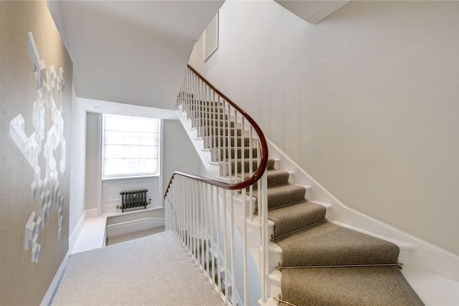 Terraced house for sale in Chesterfield Hill, Mayfair, London