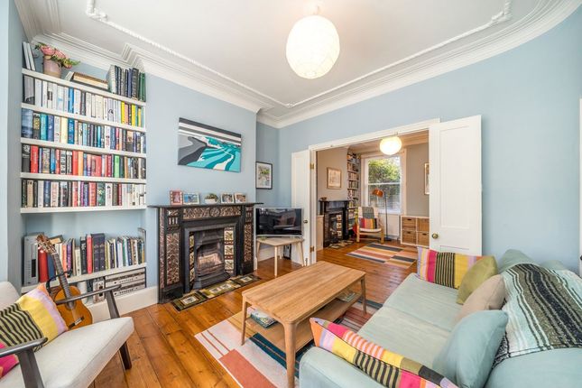 Swallowfield Road, London photo 4