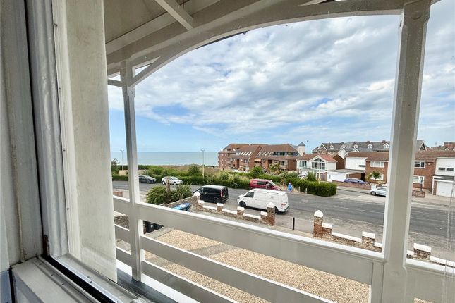 Flat 3, 3, Sea Road, Kent photo 2