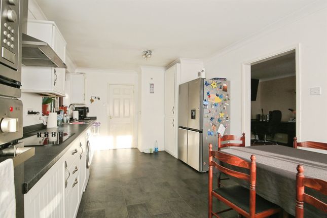 39a, King Street, March photo 4