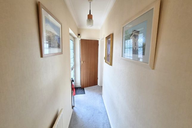 209A, Eastwood Road, Rayleigh photo 4