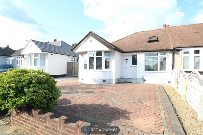 Thumbnail Bungalow to rent in Sutherland Avenue, Welling