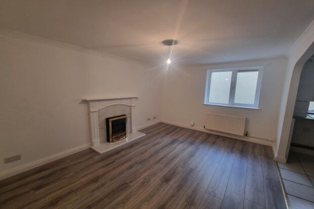 Property to rent in Sands Road, Paignton