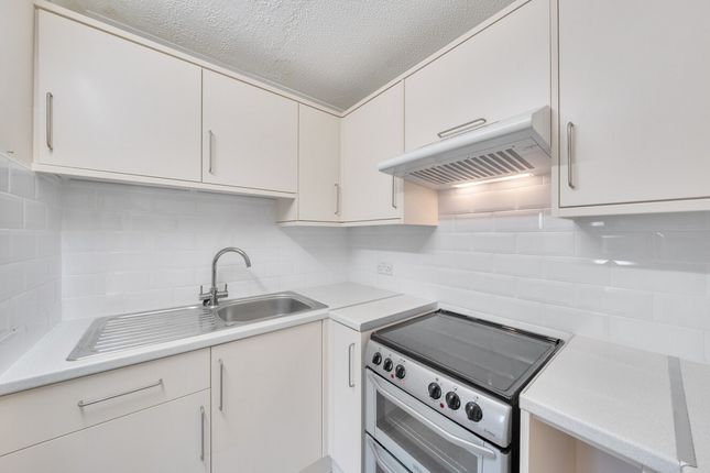 Flat Flat 19, Homecanton House, Carrington Way, Wincanton photo 3