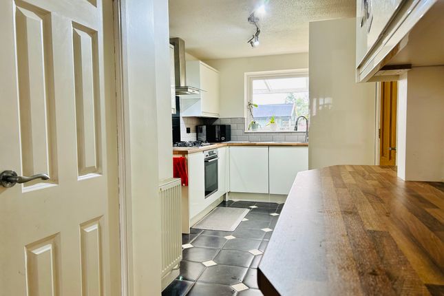 7, Bakewell Close, DERBY photo 2
