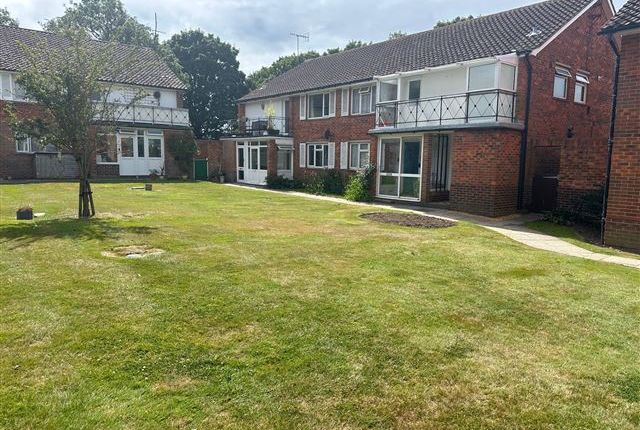 Chatsmore Crescent Goring Street, Worthing photo 2
