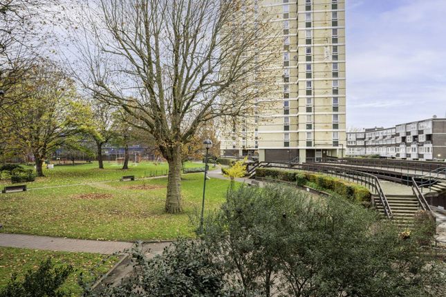 Thumbnail Flat for sale in Avondale Square, Bermondsey, London