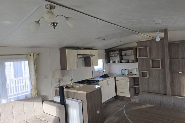 Caravan S13, Ocean Edge Caravan Park, Moneyclose Lane, Heysham photo 4