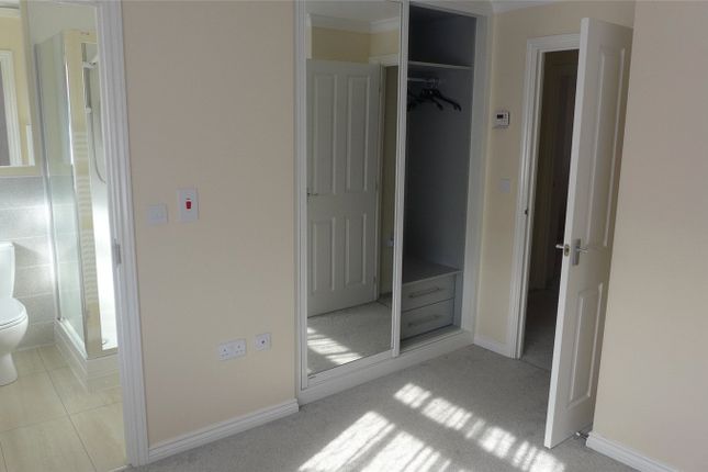 66, Cherry Tree Drive, Coventry photo 4
