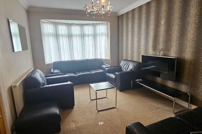 65 Highway Road, Leicester photo 4