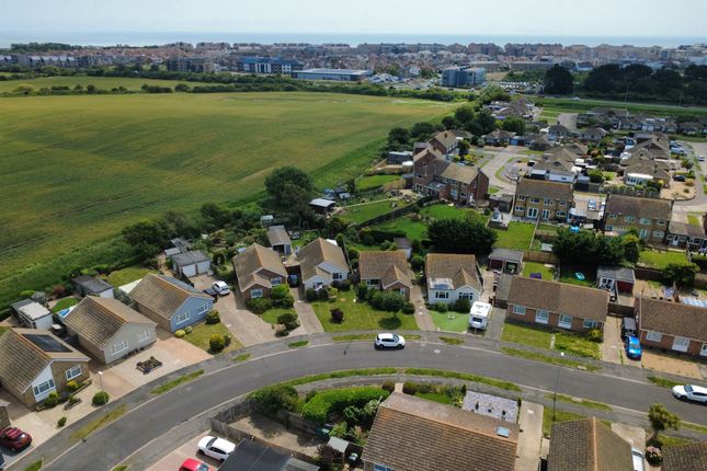 127, Tolkien Road, Eastbourne photo 3
