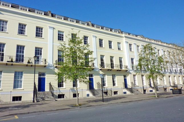 Flat to rent in The Broad Walk, Imperial Square, Cheltenham
