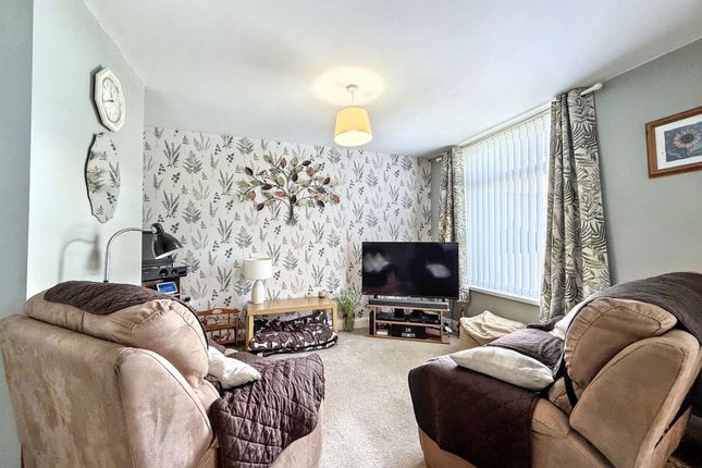 130, Westmorland Rise, Peterlee photo 2