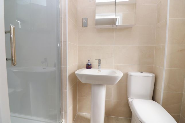 En-Suite / Shower Room / WC
