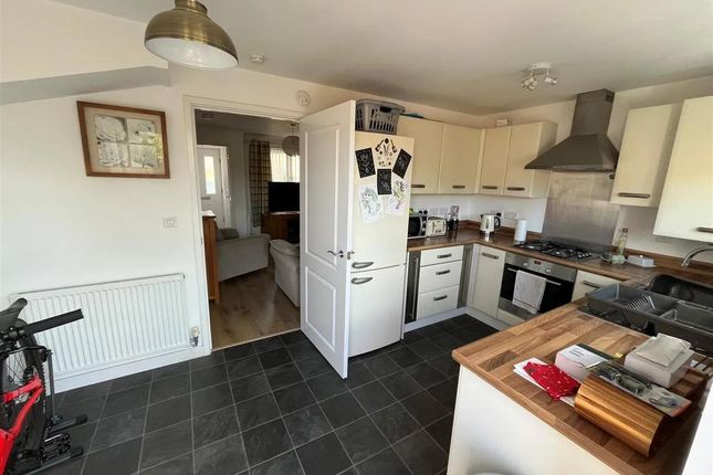 35, Beech Tree View, Caerphilly photo 3