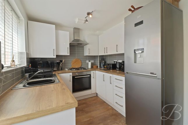 5, Poppy Avenue, Newark photo 4