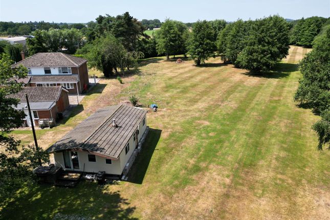 Brickyard Farm, The Manor House, Camblesforth Road, Selby photo 3