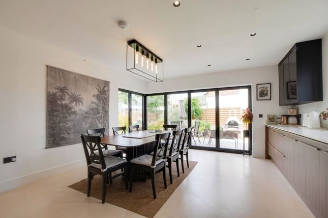 2 Ingarsby Drive, Leicester photo 3