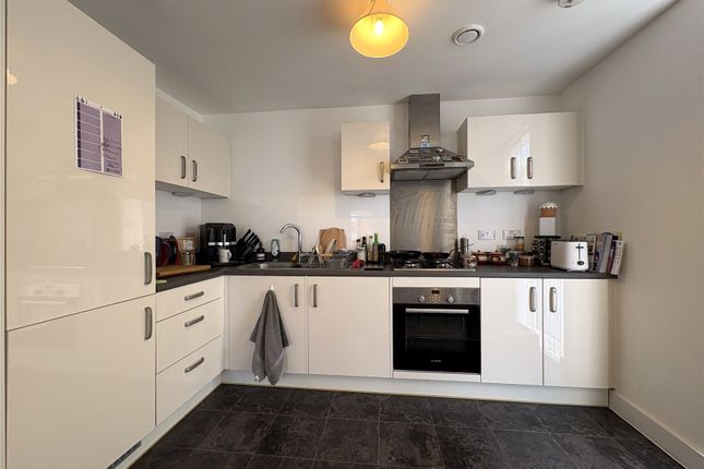49, Firepool Crescent, Somerset photo 5