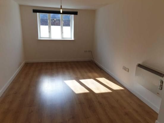 Flat 3, Mertensia House, Leeds photo 3