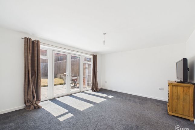 78 King Lane, Burton-On-Trent photo 4