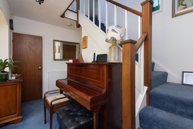 182, Elphinstone Road, Hastings photo 4