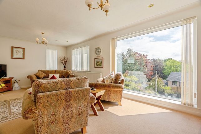 4, Glendale Close, Lancashire photo 4