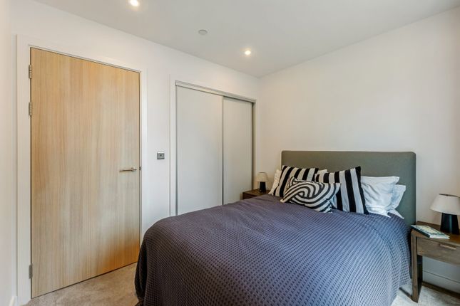 Flat 324, New Victoria Building, 103, New Vic, Corporation Street, Greater Manchester photo 5