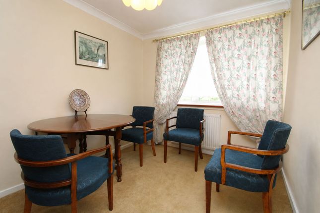 66 Wayside Avenue, Tenterden photo 4