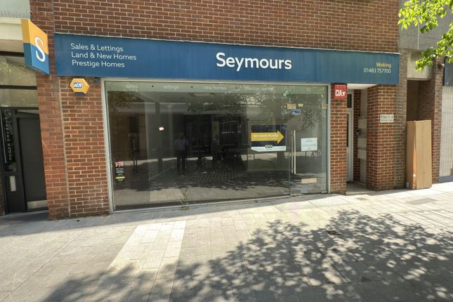 Retail premises to let in 12 Commercial Way, Woking