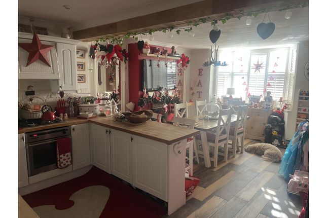 11, Waunfawr Park Road, Newport photo 4