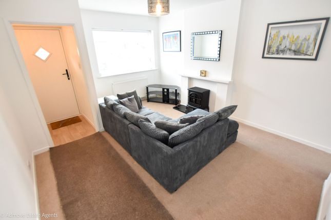 33 Sheldrake Road, Altrincham photo 3