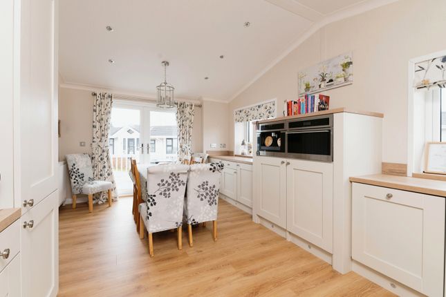 Mobile/park home for sale in Moorbarns Lane, Lutterworth, Leicestershire
