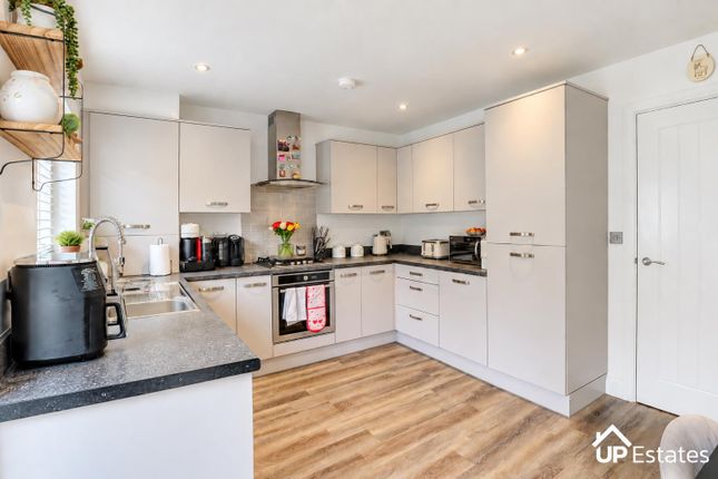 7, Furrow Gardens, Chapel End photo 4