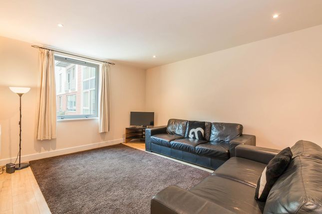 Flat to rent in Orion, Navigation Street B5