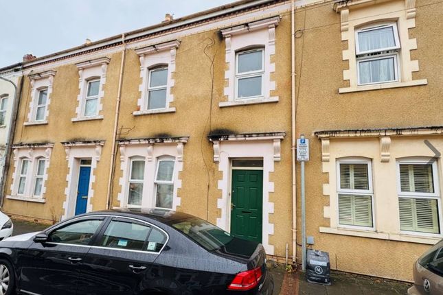 Studio flat on 21, South Luton Place, Cardiff, £230,000