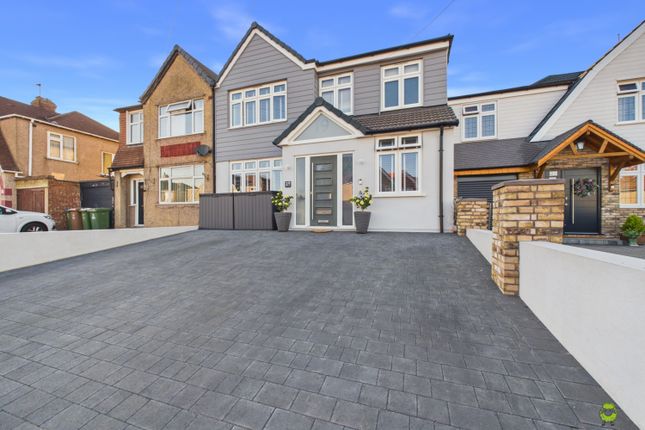 19, Knowle Avenue, Bexleyheath photo 2
