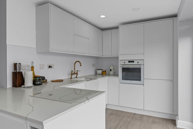 31, Ranworth Road, Rotherham photo 5