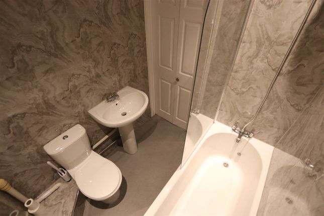 148 & 148a, Westborough Road, Westcliff-On-Sea photo 4