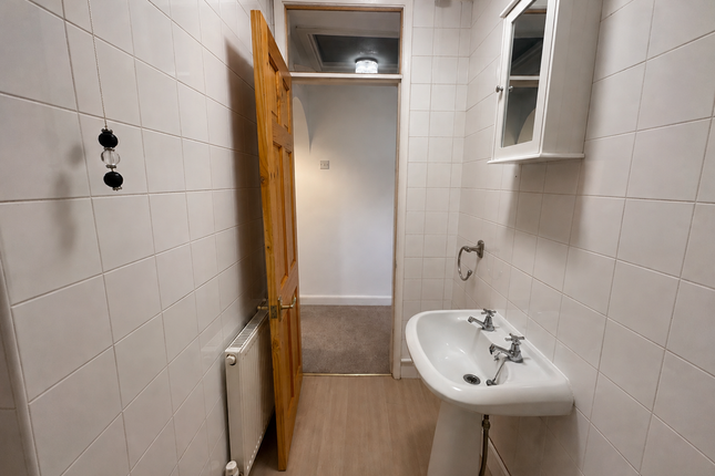 18, Grosvenor Street, Leek photo 5