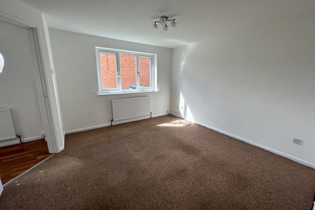 End terrace house to rent in Winchester Mews, Bircotes, Doncaster