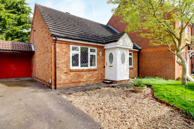 Bungalow for sale in Knowles Close, Rushden
