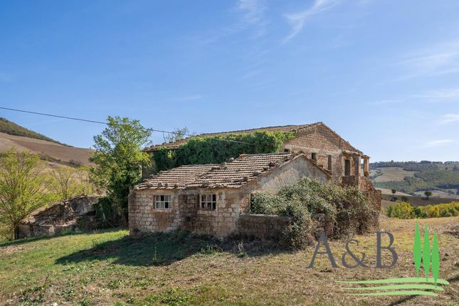 Country house for sale in Celle Sul Rigo, San Casciano Dei Bagni, Toscana