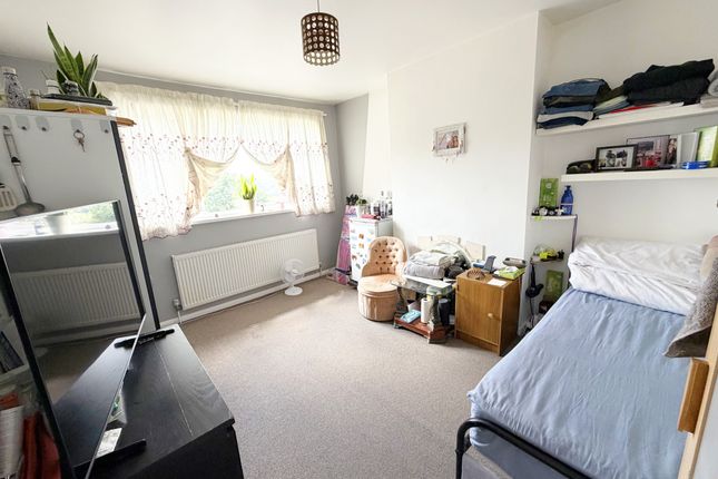 11a, Blythe Close, London photo 5